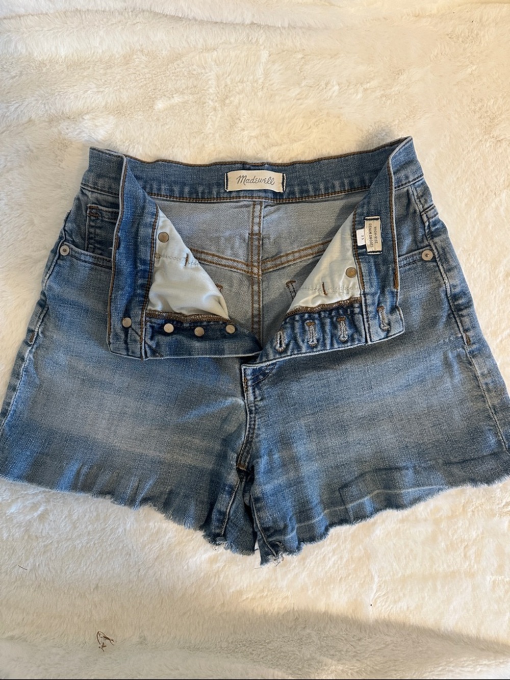 Madewell High-Rise Denim Shorts - Size 25 with Stretch